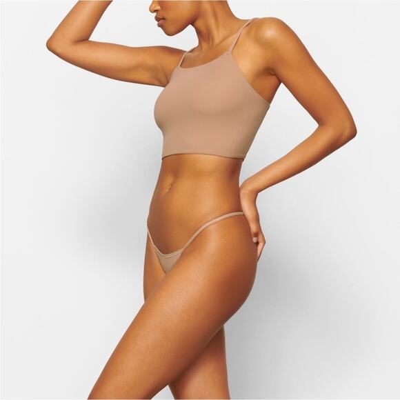 SKIMS Fits Everybody Strappy Back Cami Tank Sienna Nude Tan Size 3XL NEW - Picture 3 of 12